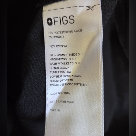 Figs Rafaela Cargo ScrubJumpsuit™ Women's Black Jumpsuit - Picture 5 of 15